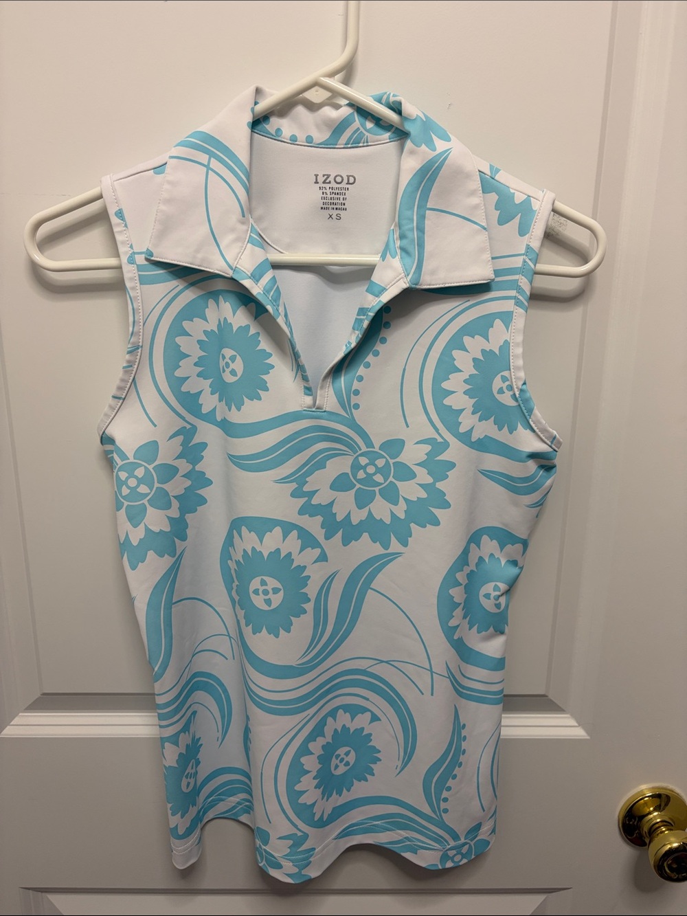 Izod White and Light Blue Floral Sleeveless Polo Tank